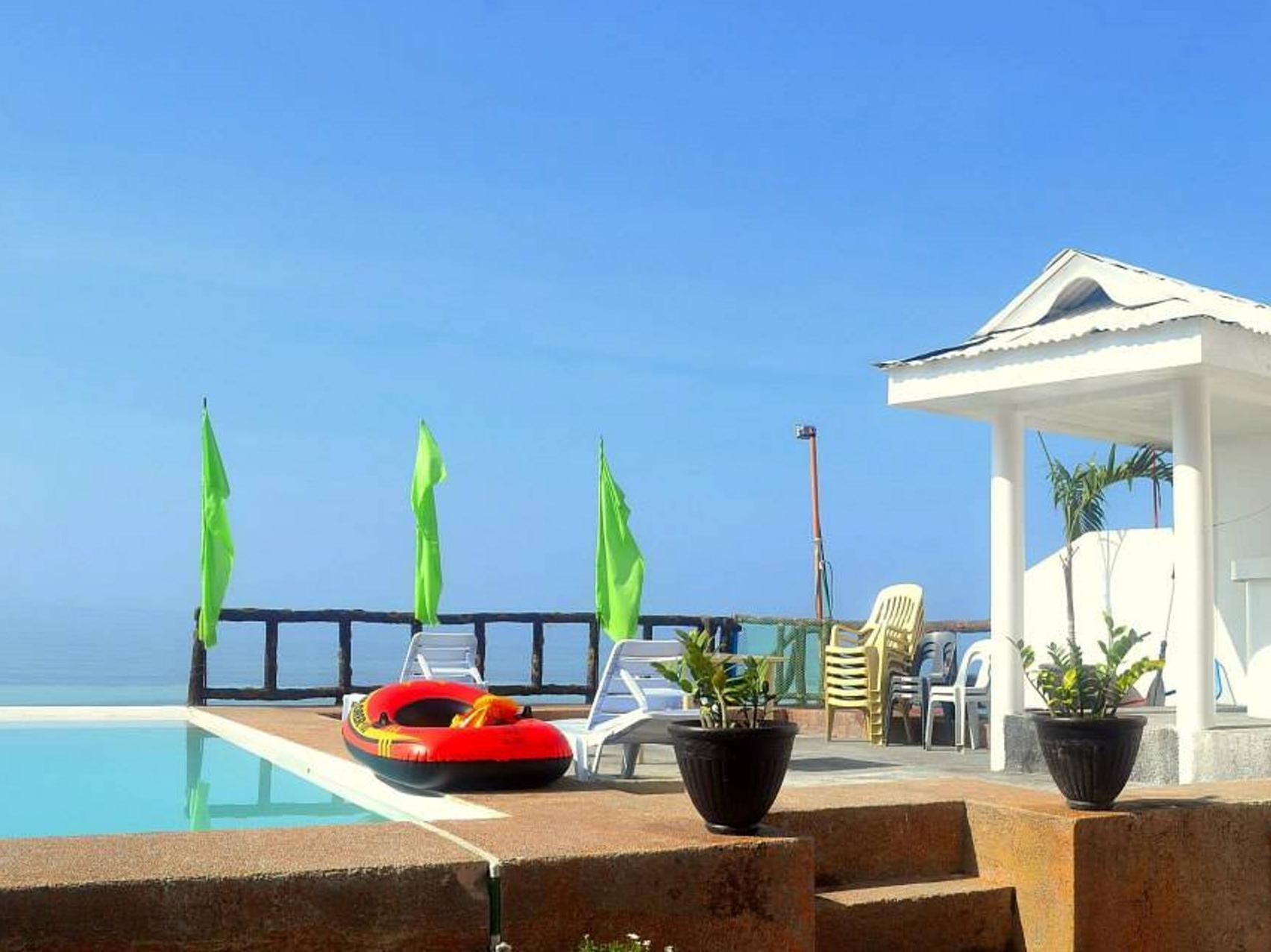 Hotel Sebastian Oslob Exterior photo